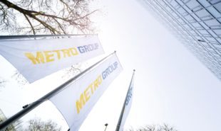 metro-group-flags