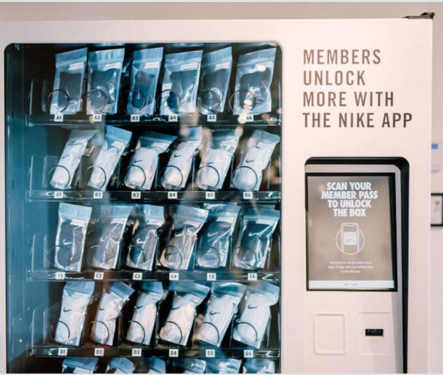 Nike Store - Verkaufsautomat